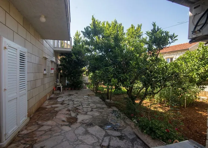 Jerka Apartamento Supetar