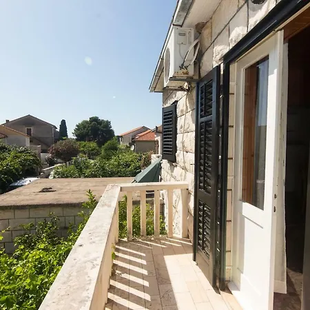 Jerka Apartament Supetar