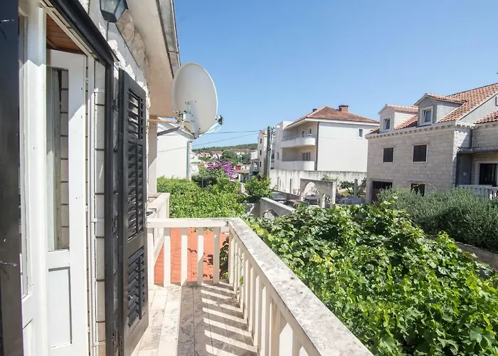 Jerka Apartamento Supetar