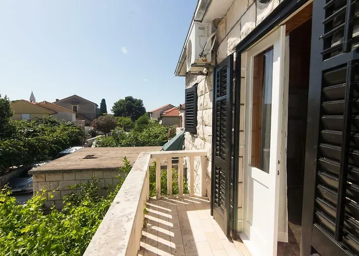 Jerka Apartamento Supetar